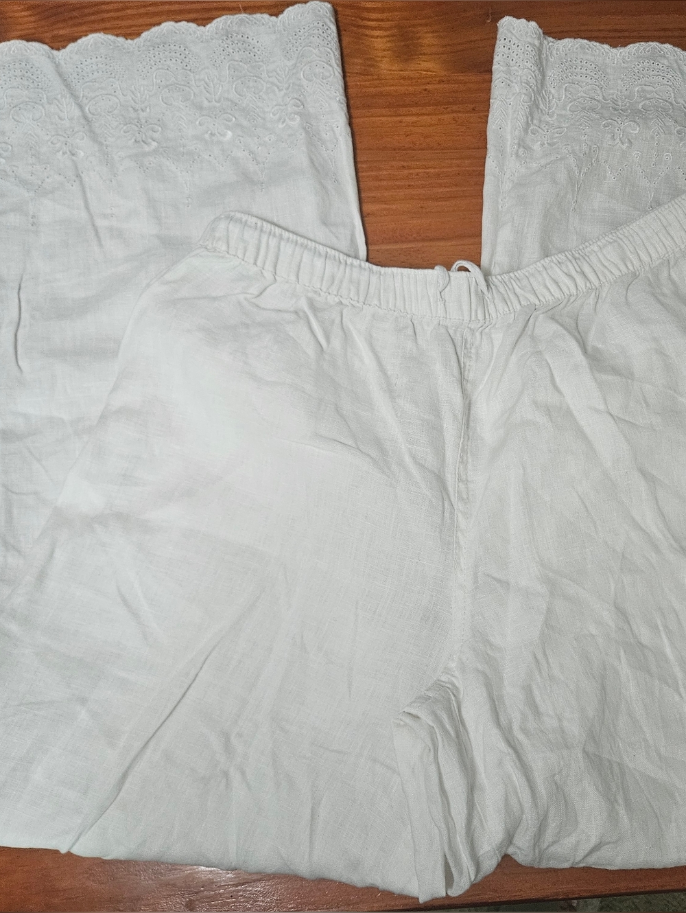 Rachel Ashwell 100% Linen White Casual Pants With Lasercut Bottom Hem Detail Med - Picture 2 of 9